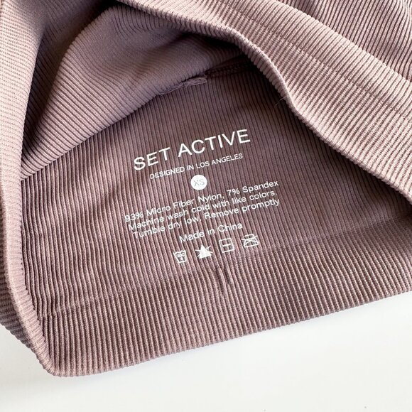 Set Active | NWT Sculptflex Ribbed V Sports Bra in Pepper - Picture 6 of 6